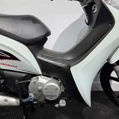 HONDA-BIZ 125 EX-2015