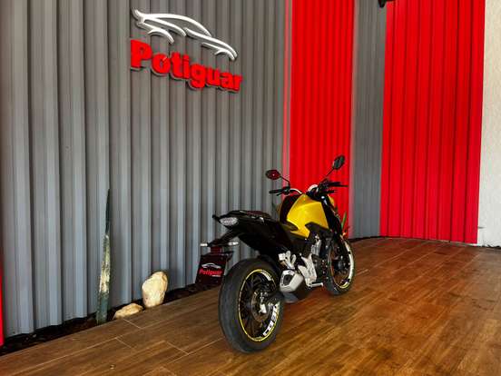 HONDA-CB 300F TWISTER ABS HONDA-CB 300F TWISTER ABS-2023