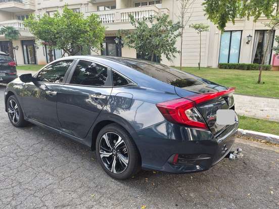 HONDA-CIVIC-2018