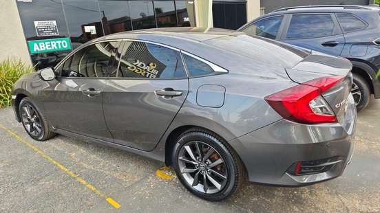 HONDA-CIVIC-2021