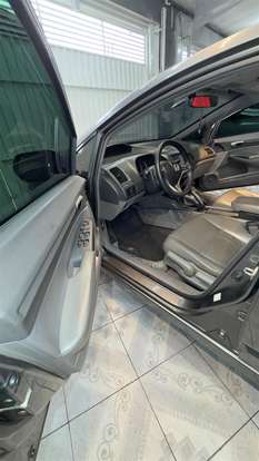 HONDA-CIVIC-2010