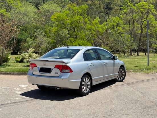 HONDA-CIVIC-1.8 LXL SE 16V FLEX 4P AUTOMÁTICO HONDA-CIVIC-2011