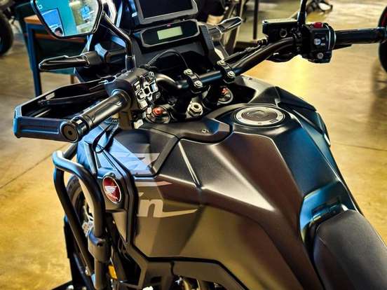 HONDA-CRF 1100L AFRICA TWIN DCT-2024