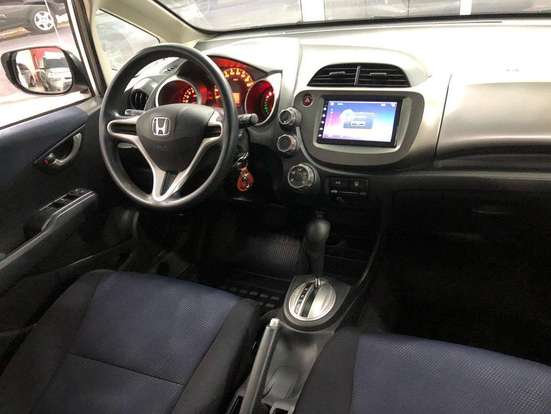 HONDA-FIT-2013