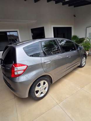 HONDA-FIT-2009