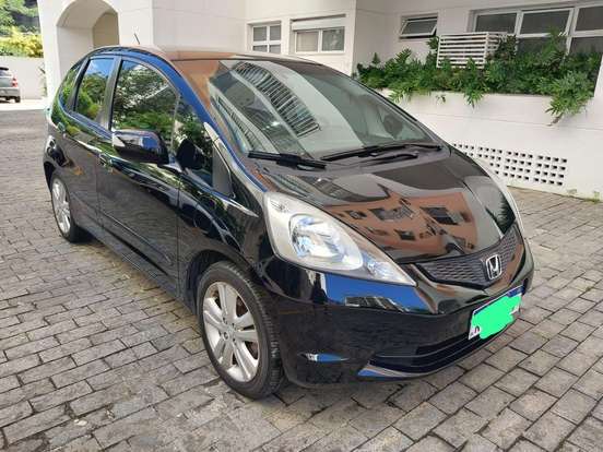 HONDA-FIT-2011