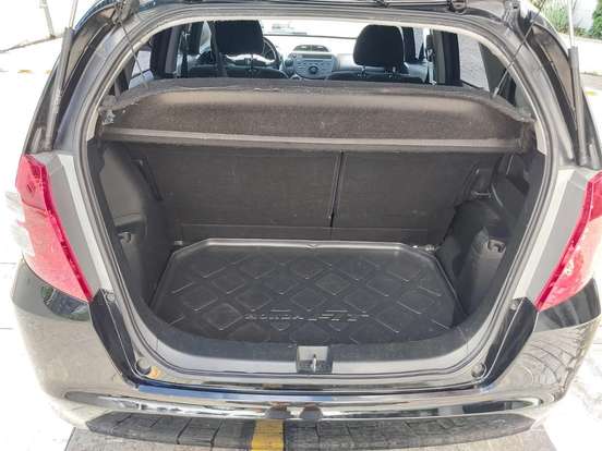 HONDA-FIT-2011