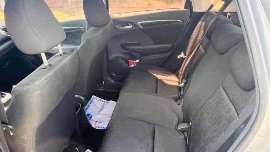 HONDA-FIT-2016