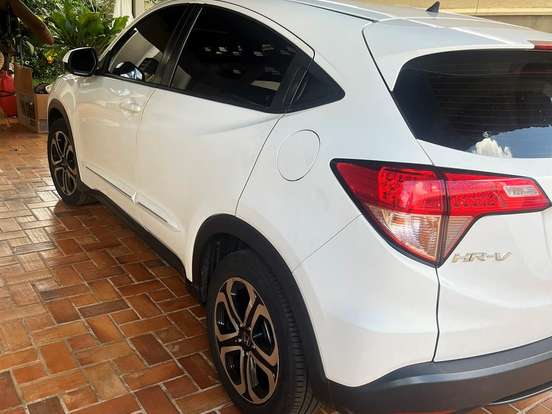 HONDA-HR-V-1.8 16V FLEX LX 4P AUTOMÁTICO HONDA-HR-V-2016