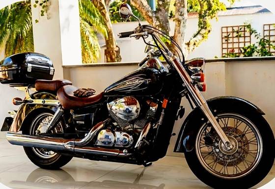 HONDA SHADOW 750 
