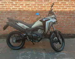 HONDA XRE 300 SAHARA ADVENTURE HONDA XRE 300 SAHARA ADVENTURE