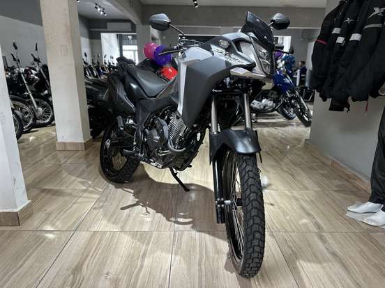 HONDA-XRE 300 SAHARA-2024