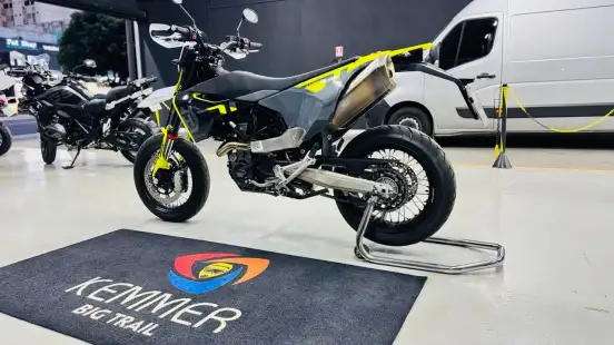 HUSQVARNA-701 SUPERMOTO-2018
