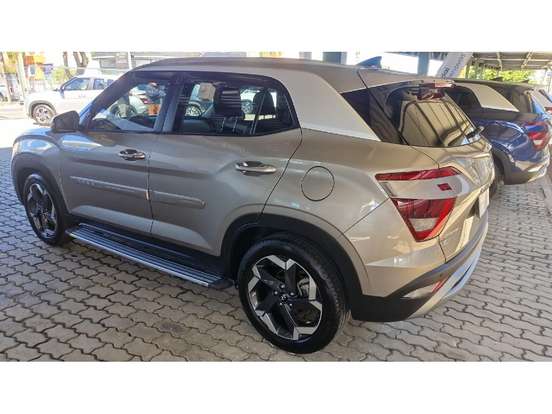 HYUNDAI-CRETA-2.0 FLEX ULTIMATE AUTOMÁTICO HYUNDAI-CRETA-2024