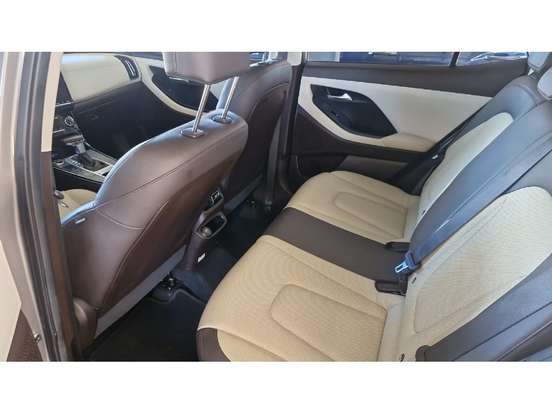 HYUNDAI-CRETA-2.0 FLEX ULTIMATE AUTOMÁTICO HYUNDAI-CRETA-2024