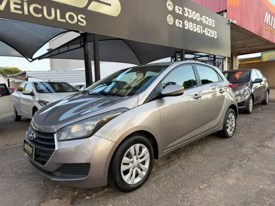 HYUNDAI HB20 1.0 COMFORT PLUS 12V FLEX 4P MANUAL