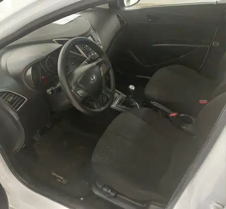 HYUNDAI-HB20-2019