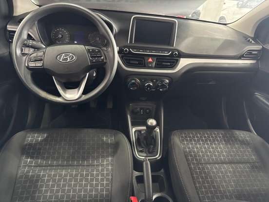 HYUNDAI-HB20-2024