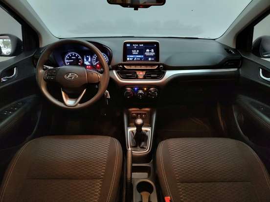 HYUNDAI-HB20-2022