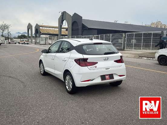 HYUNDAI-HB20-2022