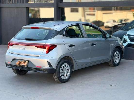 HYUNDAI-HB20-2022