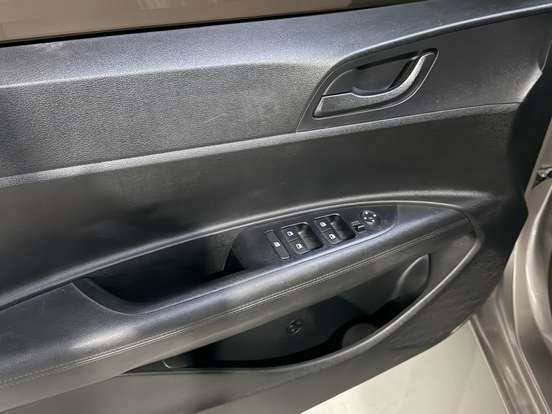 HYUNDAI-HB20-1.0 12V FLEX VISION MANUAL HYUNDAI-HB20-2020