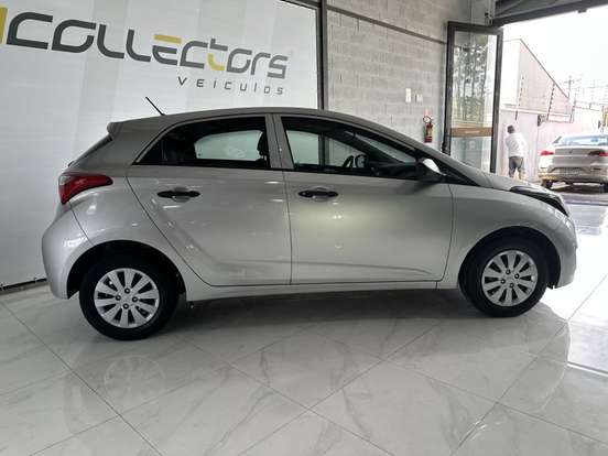 HYUNDAI-HB20-1.0 COMFORT 12V FLEX 4P MANUAL HYUNDAI-HB20-2017