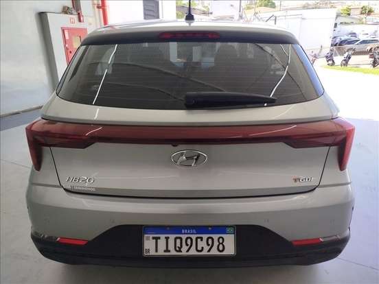 HYUNDAI-HB20-2024