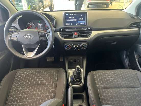 HYUNDAI-HB20-2023