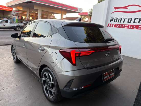 HYUNDAI-HB20-2022