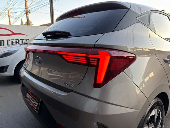HYUNDAI-HB20-2022