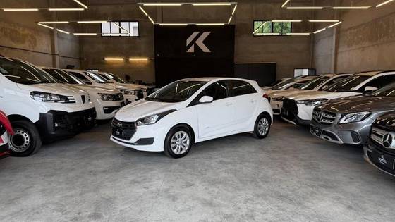 HYUNDAI HB20 1.6 COMFORT PLUS 16V FLEX 4P MANUAL