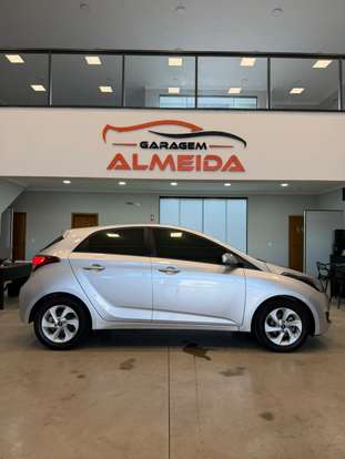 HYUNDAI-HB20-2015