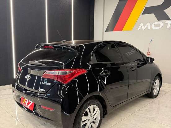 HYUNDAI-HB20-2013