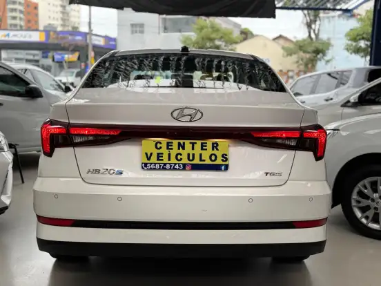HYUNDAI-HB20S-2024