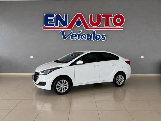 HYUNDAI HB20S 1.6 COMFORT PLUS 16V FLEX 4P MANUAL