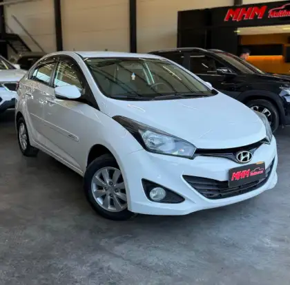HYUNDAI-HB20S-2015