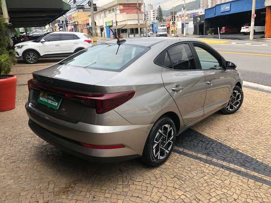 HYUNDAI-HB20S-1.0 12V FLEX COMFORT PLUS MANUAL HYUNDAI-HB20S-2024
