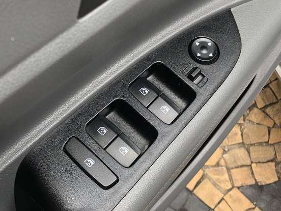 HYUNDAI-HB20S-1.0 12V FLEX COMFORT PLUS MANUAL HYUNDAI-HB20S-2024
