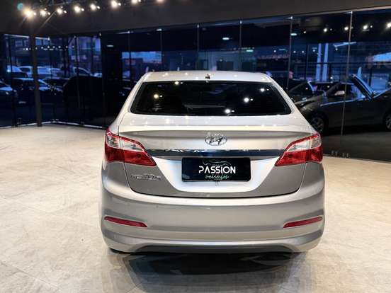 HYUNDAI-HB20S-1.0 COMFORT PLUS 12V FLEX 4P MANUAL HYUNDAI-HB20S-2017