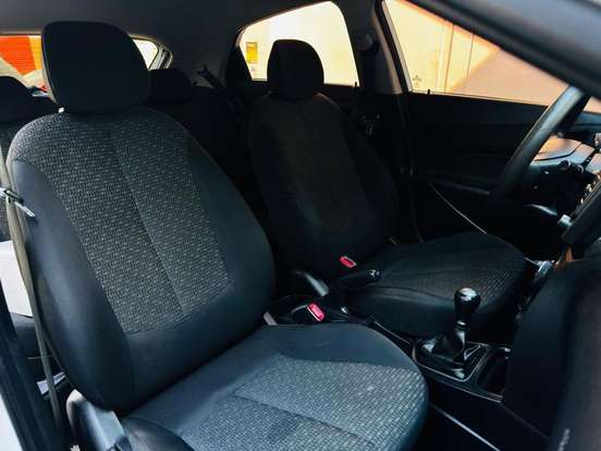 HYUNDAI-HB20S-1.0 UNIQUE 12V FLEX 4P MANUAL HYUNDAI-HB20S-2018