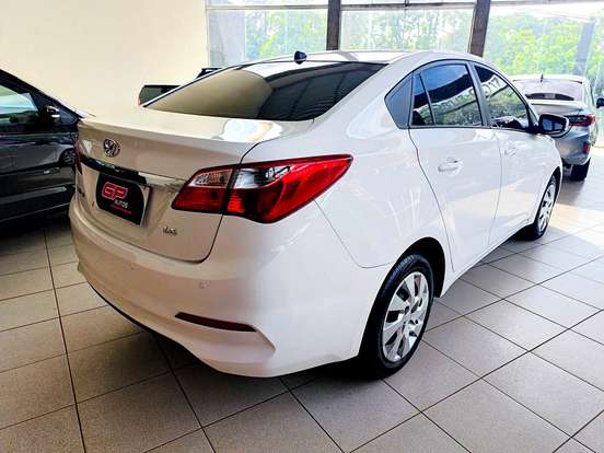 HYUNDAI-HB20S-1.6 COMFORT PLUS 16V FLEX 4P MANUAL HYUNDAI-HB20S-2016