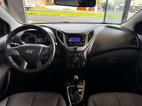 HYUNDAI-HB20S-1.6 COMFORT STYLE 16V FLEX 4P AUTOMÁTICO HYUNDAI-HB20S-2015