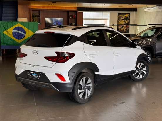 HYUNDAI-HB20X-2020