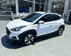 HYUNDAI HB20X 1.6 16V FLEX VISION MANUAL HYUNDAI HB20X 1.6 16V FLEX VISION MANUAL