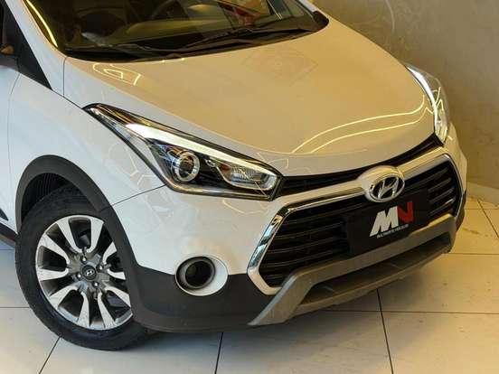 HYUNDAI-HB20X-2016