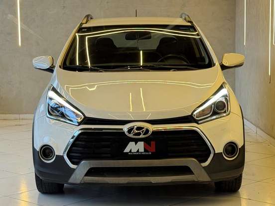 HYUNDAI-HB20X-2016
