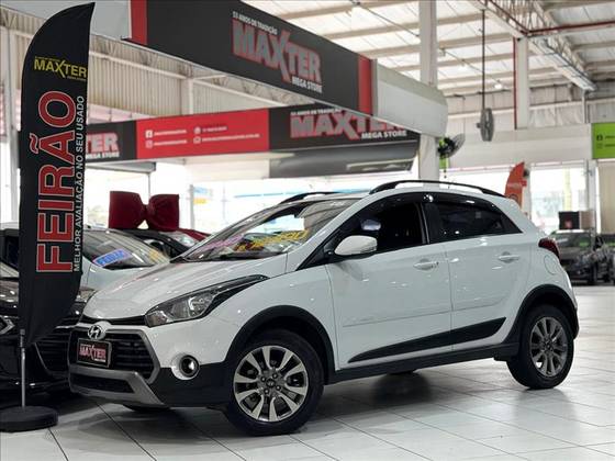 HYUNDAI HB20X 1.6 16V STYLE FLEX 4P MANUAL