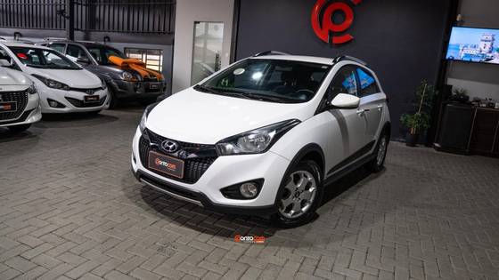 HYUNDAI HB20X 1.6 16V STYLE FLEX 4P MANUAL