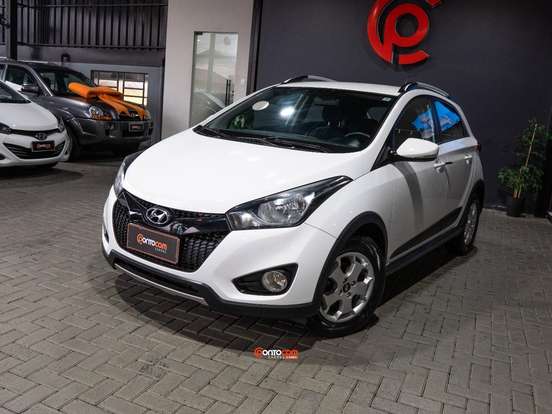 HYUNDAI-HB20X-1.6 16V STYLE FLEX 4P MANUAL HYUNDAI-HB20X-2015